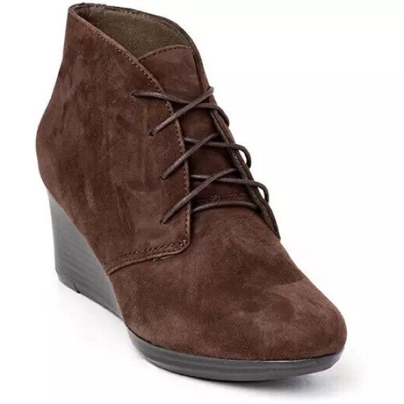 Clark’s Bendable Brown Suede Leather Wedge Ankle Boots Booties Size 6 - Picture 1 of 8